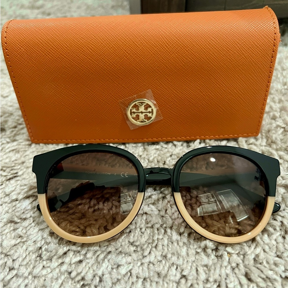 Tory Burch™ Panama TY7062 sunglasses